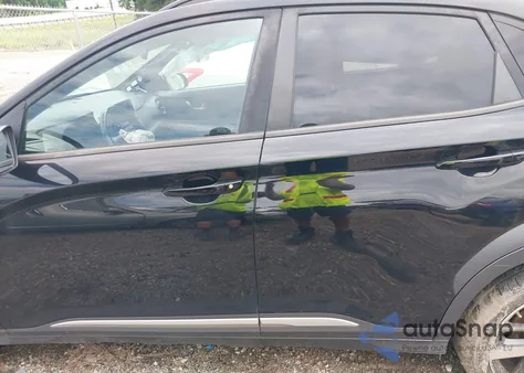 2018 Hyundai Kona Limited z USA, uszkodzony, nr VIN KM8K33A50JU076853